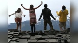 Fans Speculate A <i>Yeh Jawaani Hai Deewani</i>  Sequel; Here's The Reason Behind It