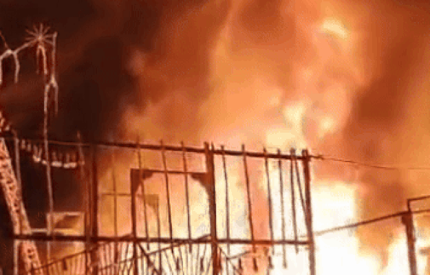 Ringas Fire Accident: रींगस के मेगा ट्रेड फेयर में लगी भीषण आग, भूत बंगला जलकर राख