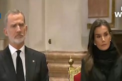 Indonesia Floods: 10 People Died | King Of Spain At Funeral For Flood Victims Indonesia Floods: 10 People Died | King Of Spain At Funeral For Flood Victims