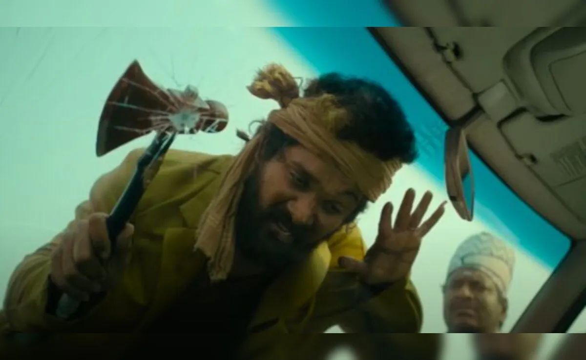 <i>Pushpa 2</i> Box Office Collection Day 2: Allu Arjun-Rashmika Mandanna's Film Enters Rs 400 Crore Club (Globally)