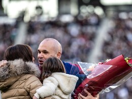 Andres Iniesta Bids Farewell To Glittering Career In Front Of 45,000 Fans In Tokyo Andres Iniesta Bids Farewell To Glittering Career In Front Of 45,000 Fans In Tokyo