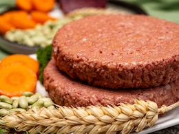 Study Finds A Potential Link Between Plant-Based Meat And Depression In Vegetarians Study Finds A Potential Link Between Plant-Based Meat And Depression In Vegetarians