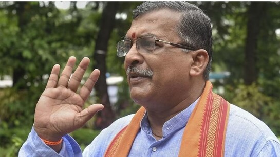 मंदिरों को सरकारी नियंत्रण से मुक्त किया जाना चाहिए : VHP के मिलिंद परांडे