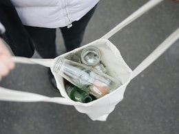 Myntra की सेल से भारी छूट में खरीदें ये खूबसूरत टोट बैग्स, डील्स खत्म होने से पहले कर लें ऑर्डर