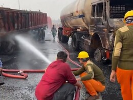 रोड के दोनों तरफ पेट्रोल पंप, बराबर में स्कूल; आग फैलती तो हो सकता था और बड़ा हादसा | Ground Report रोड के दोनों तरफ पेट्रोल पंप, बराबर में स्कूल; आग फैलती तो हो सकता था और बड़ा हादसा | Ground Report