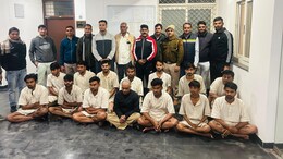 13 लाख कैश, 27 मोबाइल, 43 डेबिट कार्ड और 39 पासबुक जब्त; साइबर ठगी पर SOG का बड़ा एक्शन, 15 शातिर गिरफ्तार&nbsp;