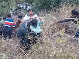 1500 फीट गहरी खाई में गिरी बस, 3 की मौत, कैसे हुआ उत्तराखंड में भीषण बस हादसा? 1500 फीट गहरी खाई में गिरी बस, 3 की मौत, कैसे हुआ उत्तराखंड में भीषण बस हादसा?