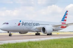 American Airlines, World's Largest, Grounds All US Flights On Christmas Eve American Airlines, World's Largest, Grounds All US Flights On Christmas Eve