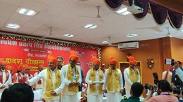 MP के&nbsp;राज्यपाल ने छात्रों को दिए गोल्ड मेडल, बोले-&nbsp;भारत ने दुनिया को शिक्षा का रास्ता दिखाया
