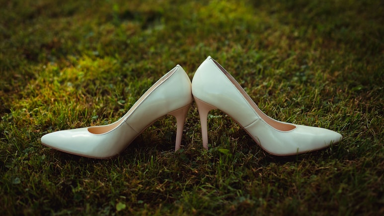 बंपर डिस्काउंट में मिल रहे हैं DressBerry, Marc Loire, Roadster के Flatform Heels, कीमत सुन चकरा जाएगा आपका सिर बंपर डिस्काउंट में मिल रहे हैं DressBerry, Marc Loire, Roadster के Flatform Heels, कीमत सुन चकरा जाएगा आपका सिर
