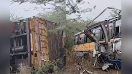 Ajmer Accident: अजमेर में भीषण हादसा, घने कोहरे की वजह से ट्रक से भिड़ंत; रोडवेज बस के उड़ गए परखच्चे