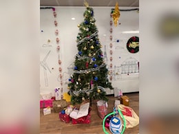 कर्मचारी को ऑफिस में मिला ऐसा सीक्रेट सैंटा गिफ्ट, देख लोग बोले- वेलकम टू हरियाणा