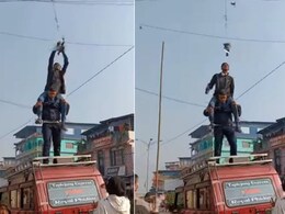 तार में फंसे कबूतर को बचाने के लिए शख्स ने खुद को मुश्किल में डाला, Video देख आप भी कहेंगे- इंसानियत ज़िंदा है तार में फंसे कबूतर को बचाने के लिए शख्स ने खुद को मुश्किल में डाला, Video देख आप भी कहेंगे- इंसानियत ज़िंदा है