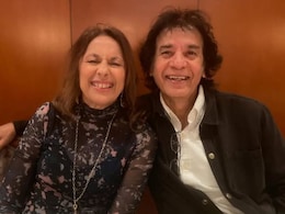 जाकिर हुसैन के निधन के बाद उनके परिवार ने शेयर की पहली तस्वीर, लिखा दिल छू लेने वाला इमोशनल कैप्शन 