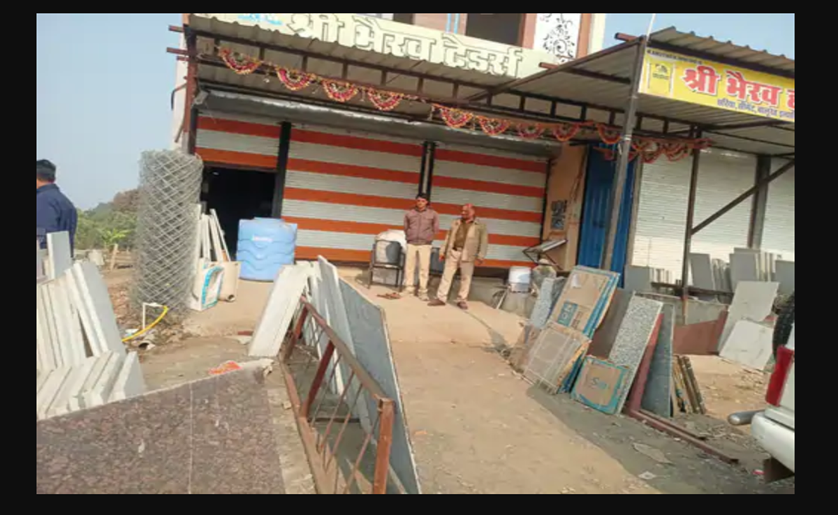 Lokayukta Raids: पंचायत सचिव के ठिकानों पर लोकायुक्त का एक्शन, जानिए कहां-कहां हुई छापेमारी