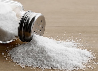 What Happens If You Eat Too Much Salt? 5 Potential Side Effects What Happens If You Eat Too Much Salt? 5 Potential Side Effects