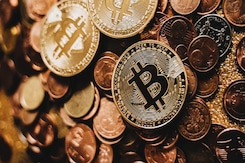 Bitcoin Surges Past $107,000 | Trump, Softbank CEO Announce $100 Billion Investment Bitcoin Surges Past $107,000 | Trump, Softbank CEO Announce $100 Billion Investment