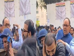 बिहार : पटना में हंगामे के बाद बापू केंद्र पर हुई BPSC की परीक्षा रद्द बिहार : पटना में हंगामे के बाद बापू केंद्र पर हुई BPSC की परीक्षा रद्द