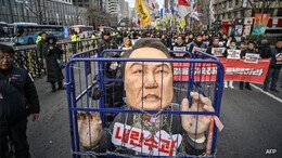 South Korea Court Issues Arrest Warrant For Impeached President Yoon