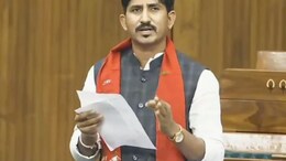 Rajasthan Politics: बांसवाड़ा संभाग को खत्म करने पर भड़के सांसद राजकुमार रोत, बोले- जनता के साथ बहुत बड़ा अन्याय...