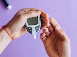 Diabetes May Rise Infection, Blood Clot Risks After Knee Surgery: Study Diabetes May Rise Infection, Blood Clot Risks After Knee Surgery: Study