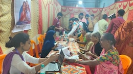 Dharavi Social Mission: धारावी सोशल मिशनचा स्तुत्य उपक्रम: ज्येष्ठ नागरिकांसाठी लोकविकास शिबिराचे आयोजन