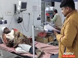 कुर्सी को लेकर रार, दो गुटों में जमकर हुई मारपीट,  12 से अधिक लोग घायल, इनकी हालत गंभीर कुर्सी को लेकर रार, दो गुटों में जमकर हुई मारपीट,  12 से अधिक लोग घायल, इनकी हालत गंभीर