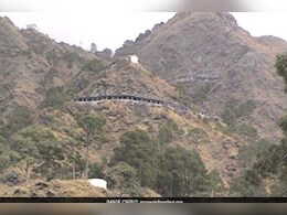 वैष्णोदेवी मंदिर के आसपास दो महीने तक शराब और मांसाहारी भोजन पर प्रतिबंध वैष्णोदेवी मंदिर के आसपास दो महीने तक शराब और मांसाहारी भोजन पर प्रतिबंध