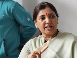 मंत्रिपद मिळूनही माधुरी मिसाळ ढसाढसा रडल्या, नेमकं काय झालं ? मंत्रिपद मिळूनही माधुरी मिसाळ ढसाढसा रडल्या, नेमकं काय झालं ?