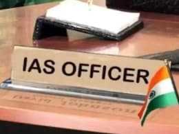 छत्तीसगढ़ में IAS अफसरों का हुआ ट्रांसफर, नक्सल इलाके के कलेक्टर भी बदले, देखें लिस्ट   छत्तीसगढ़ में IAS अफसरों का हुआ ट्रांसफर, नक्सल इलाके के कलेक्टर भी बदले, देखें लिस्ट