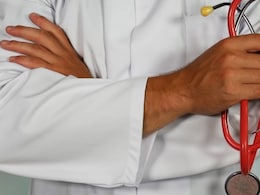 5-Year-Old Dies During Surgery By 2 Fake Brother Doctors In UP, Arrested 5-Year-Old Dies During Surgery By 2 Fake Brother Doctors In UP, Arrested