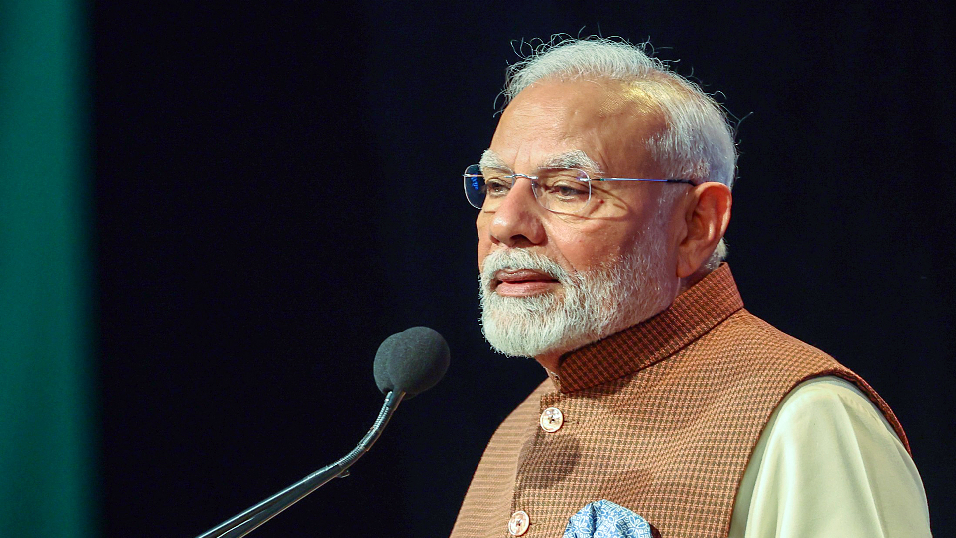 PM Modi's Historic Kuwait Visit: Bridging Ties Across the Gulf