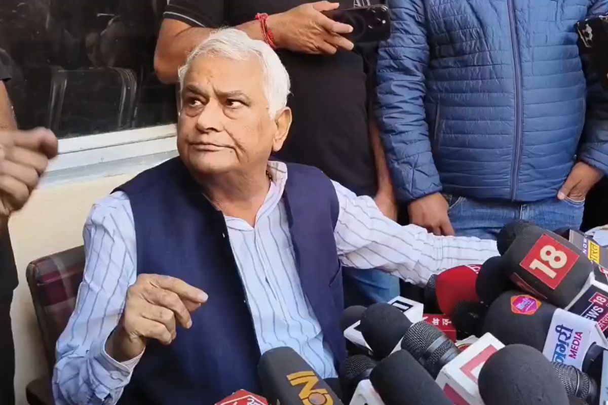 Rajasthan Politics: किसान सम्मेलन से कृषि मंत्री किरोड़ी लाल मीणा रहे गायब, बैनर-पोस्टर पर भी नाम तक नहीं