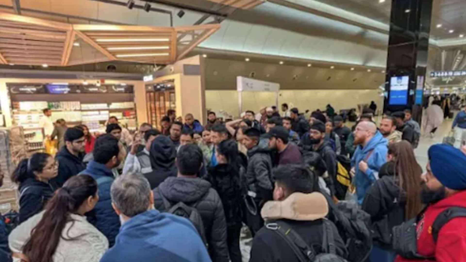Indian Passengers Stuck At Kuwait Airport For 13 Hours "Without Food, Help"
