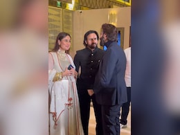 Kartik Aaryan Urges Saif Ali Khan And Kareena Kapoor To Show <i>Bhool Bhulaiyaa 3</i> To Their Kids: "<i>Taimur Ko Toh Dikha Do</i>" Kartik Aaryan Urges Saif Ali Khan And Kareena Kapoor To Show <i>Bhool Bhulaiyaa 3</i> To Their Kids: "<i>Taimur Ko Toh Dikha Do</i>"