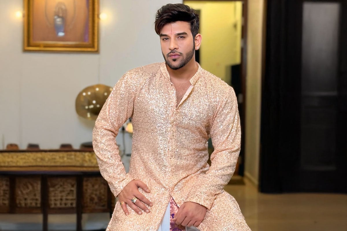 From Model to Reality Star: Things You Didn't Know About Paras Chhabra From Model to Reality Star: Things You Didn't Know About Paras Chhabra