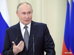 Putin Claims Ukraine "Catching Men Like Dogs", Russians Joining Army "Willingly" Putin Claims Ukraine "Catching Men Like Dogs", Russians Joining Army "Willingly"