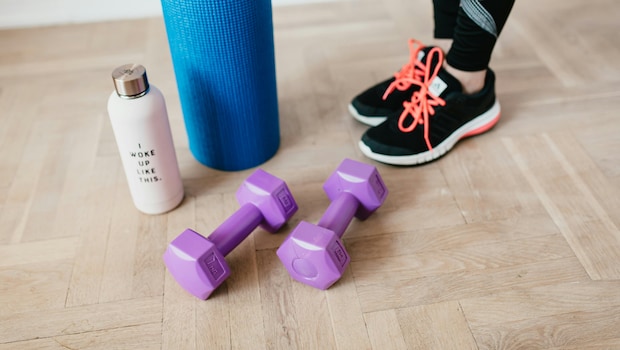 How To Pick Essential Fitness Gear For Health And Wellbeing