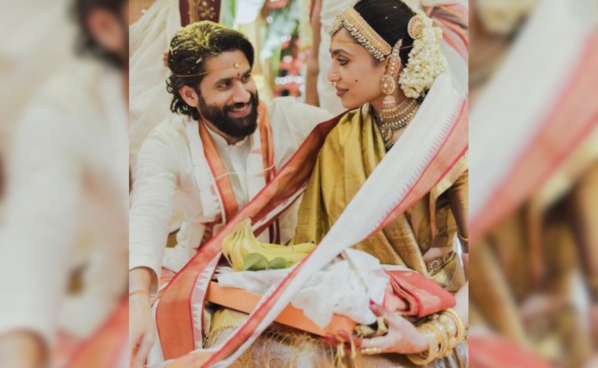 Viral: Sobhita Dhulipala Touches Naga Chaitanya's Feet At Wedding. Internet Says, "He's Not Even Stopping Her..."