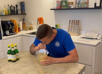 Guinness World Records: Man Breaks 2 Records For Drinking One Litre Of Acidic Lemon And Lime Juice Each In Seconds Guinness World Records: Man Breaks 2 Records For Drinking One Litre Of Acidic Lemon And Lime Juice Each In Seconds