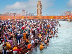 Mahakumbh 2025 : प्रयागराज में पंडों को क्यों कहते हैं तीर्थपुरोहित या प्रयागवाल, यहां जानिए इसके पीछे की कहानी