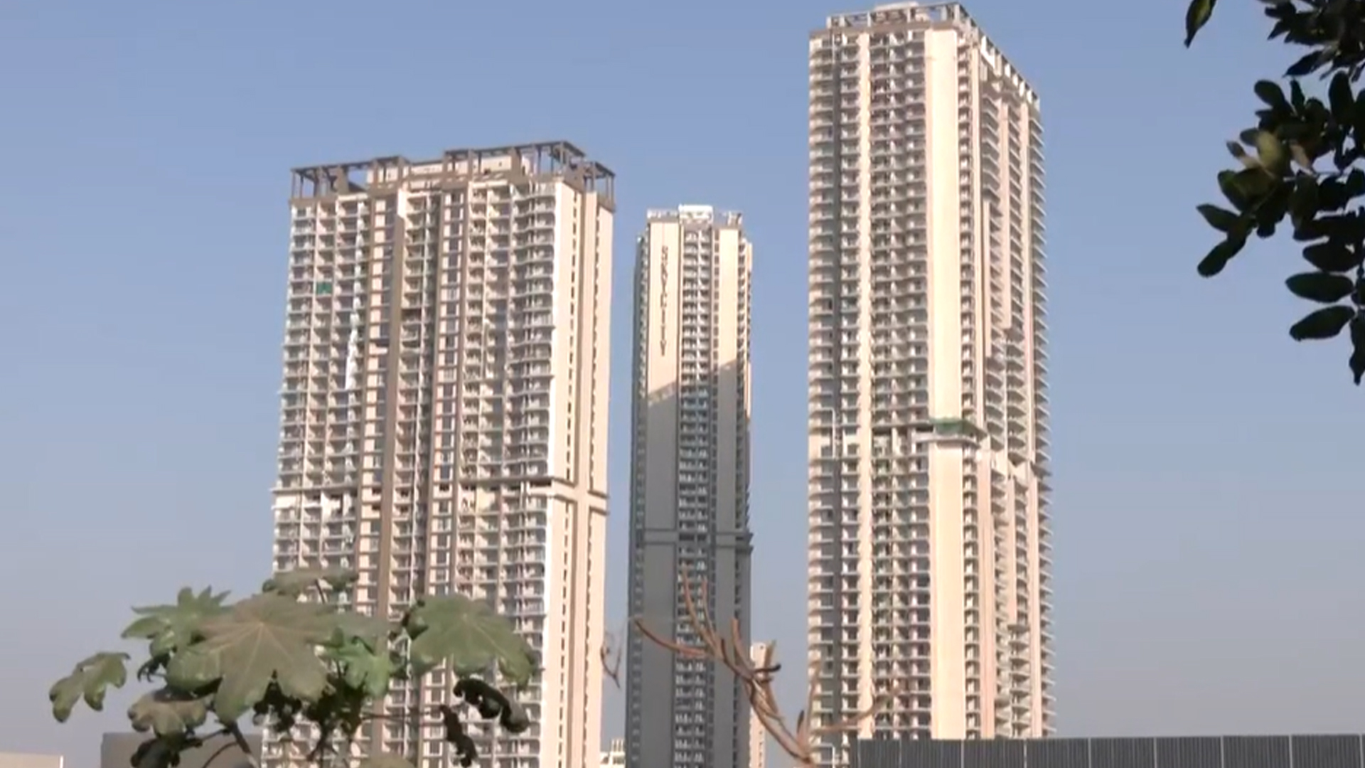 Gurugram luxury real estate hits record high price.