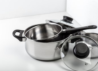 Struggling To Separate Stuck Utensils? This Genius Hack Has Got You Covered Struggling To Separate Stuck Utensils? This Genius Hack Has Got You Covered