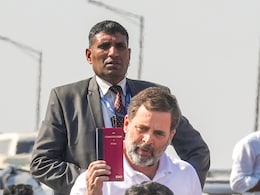 Stopped By Cops On Way To Sambhal, Rahul Gandhi Says Duty To Meet Victims Stopped By Cops On Way To Sambhal, Rahul Gandhi Says Duty To Meet Victims