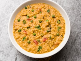 Need Weight Loss-Friendly Comfort Food? This High-Protein Lobia Khichdi Is The Answer Need Weight Loss-Friendly Comfort Food? This High-Protein Lobia Khichdi Is The Answer