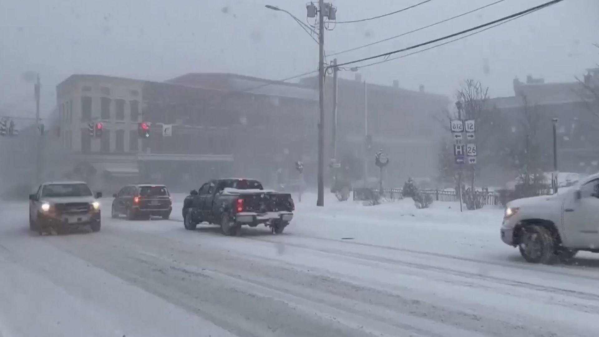 New York Governor Declares Emergency In Several Counties | Hulun Lake Turns To Ice