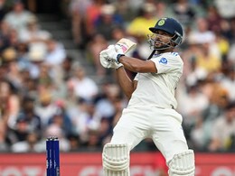 Sunil Gavaskar Left Stunned By India Star's Reverse Scoop Against Australia:  "Fearlessness..."