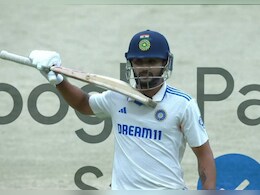 किस खिलाड़ी का जूता पहनकर नितीश रेड्डी ने मेलबर्न क्रिकेट ग्राउंड पर जड़ा था करियर का पहला टेस्ट शतक, खुद कर दिया खुलासा किस खिलाड़ी का जूता पहनकर नितीश रेड्डी ने मेलबर्न क्रिकेट ग्राउंड पर जड़ा था करियर का पहला टेस्ट शतक, खुद कर दिया खुलासा
