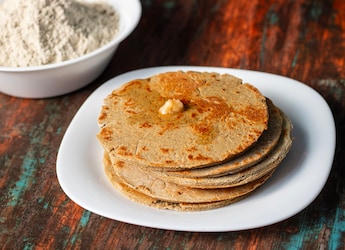 Which Roti Is Best For You? Learn How To Tailor Grains To Your Health Needs Which Roti Is Best For You? Learn How To Tailor Grains To Your Health Needs