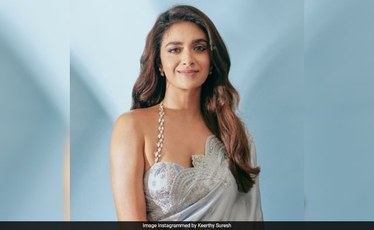 Keerthy Suresh To Marry Antony Thattil On This Date. Wedding Invite Goes Viral